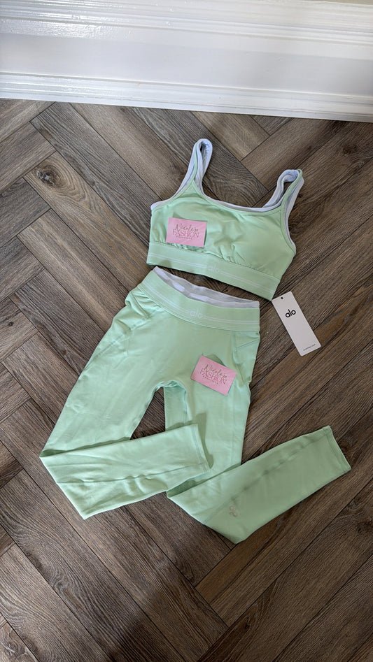 New In🤍 Mint Green Gym Set