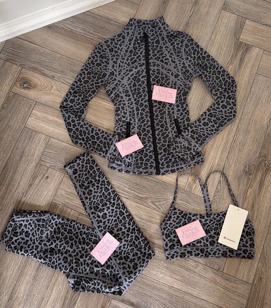 New In🩶 Leopard Print 3 Piece Gym Set